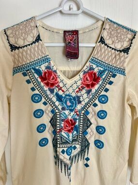 Johnny Was Boho Western Cream Tunic Blue Pink Embroidery Semi Sheer Back